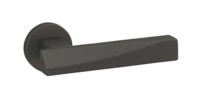 UL1235-002